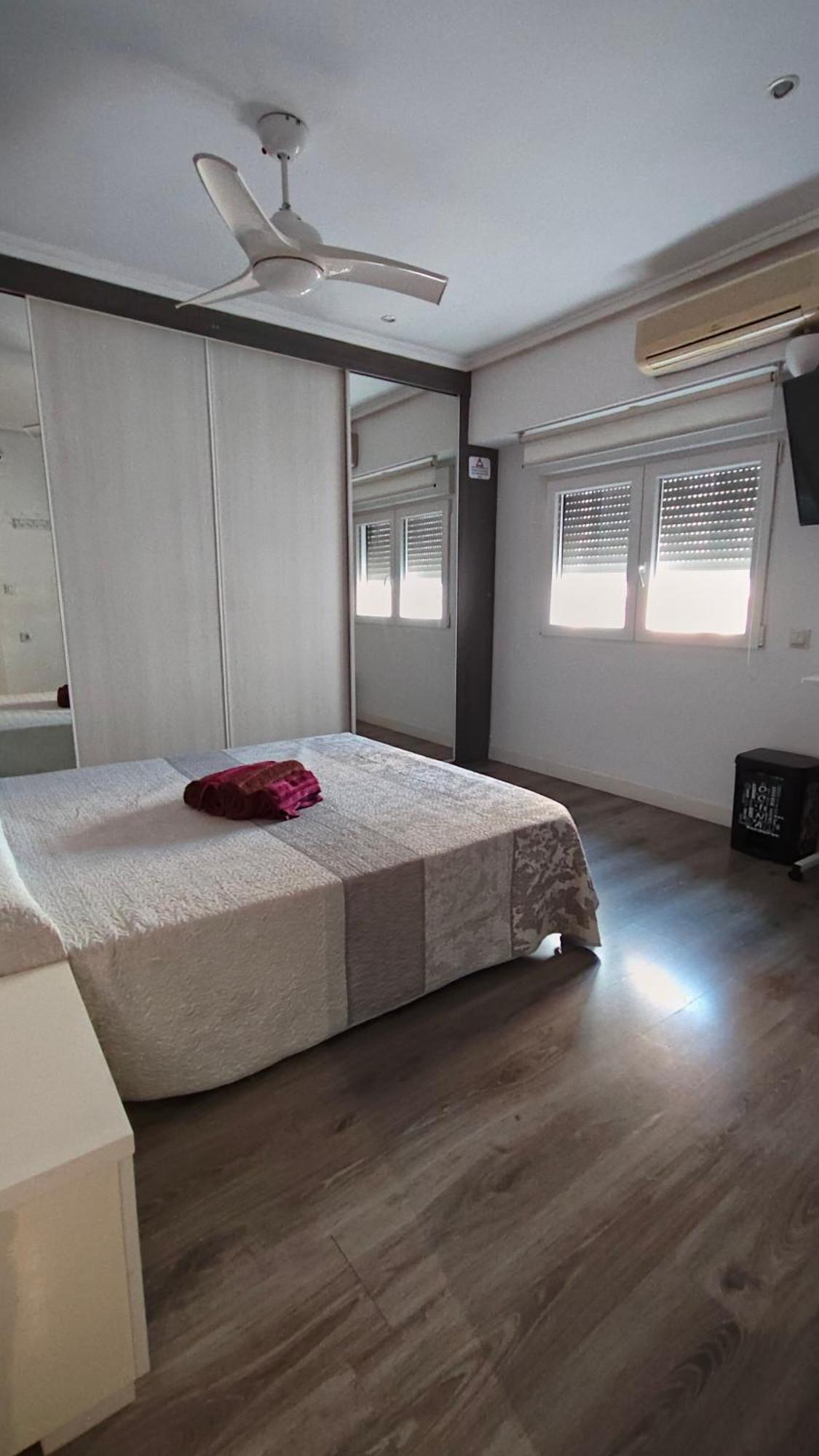 Paul'S Rooms - No Turistico Valencia Eksteriør bilde